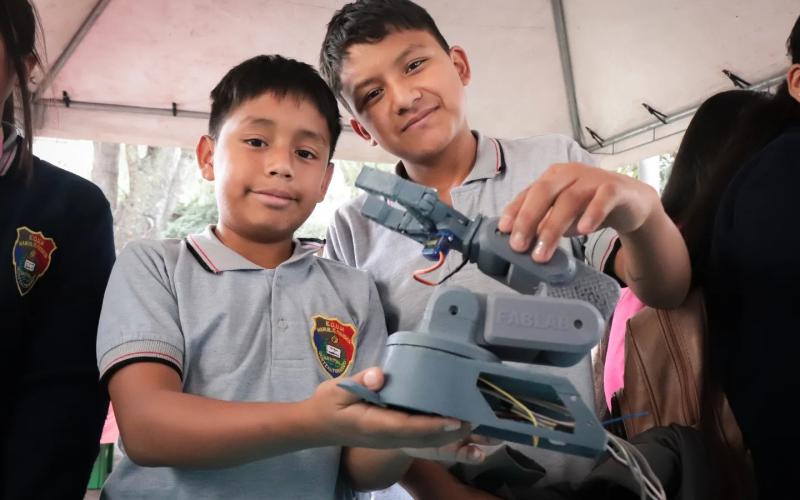 Inició la formación de cinco nuevos Club de Ciencias en Quetzaltenango 
