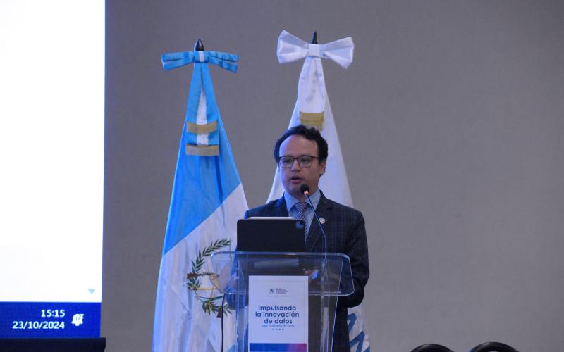 Presentación de compendio estuvo a cargo de la Subsecretaría de Análisis Estratégico del Desarrollo.