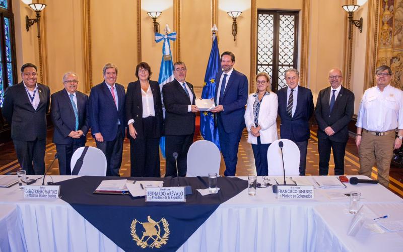 comunicado del Minex