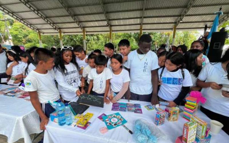 La SBS participó en las ferias informativas realizadas en Izabal, para la prevención de embarazos en adolescentes.