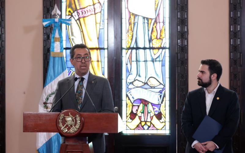 Los funcionarios destacaron que este es un presupuesto para una vida digna, presentando una potente inversión pública en desarrollo social que se centra en educación, salud, conectividad y desarrollo.