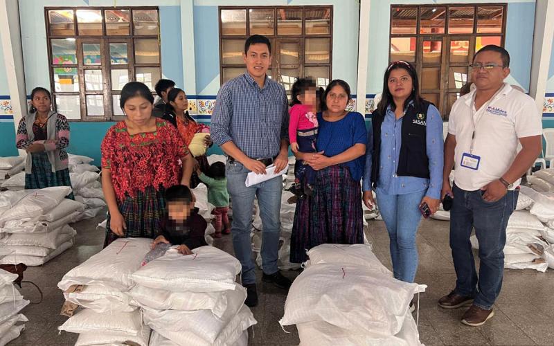 Alimentos llegan a más familias en inseguridad alimentaria y niños con desnutrición