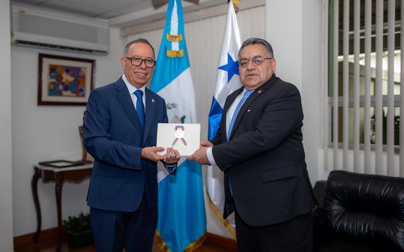 comunicado del Minex