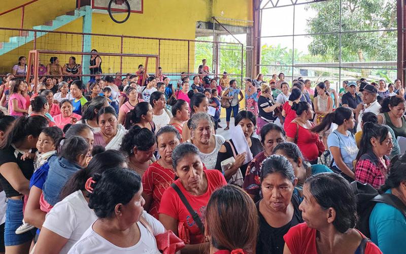 Familias de Retalhuleu reciben Alimentos por Acción