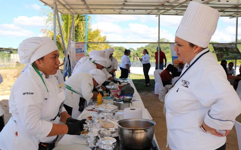 Petén celebró el Día Nacional de la Tilapia