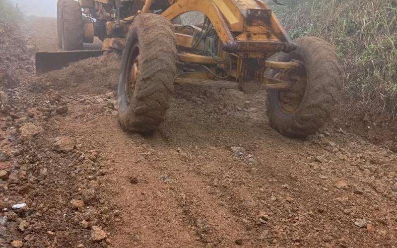 Continúan trabajos de mantenimiento en San Cristóbal Verapaz