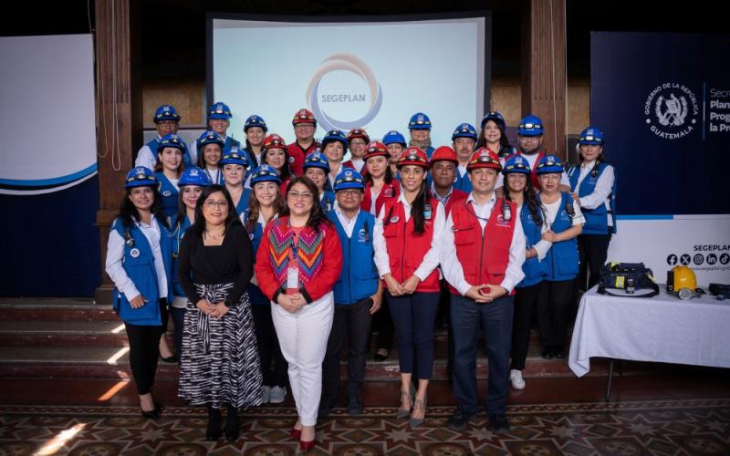 Integrantes de la Brigada de Atención de Emergencia de SEGEPLAN. 
