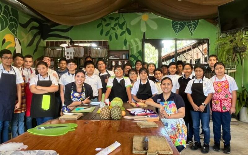 Promoviendo la alimentación saludable en la niñez: SESAN y CANI trabajan juntos en Jocotenango