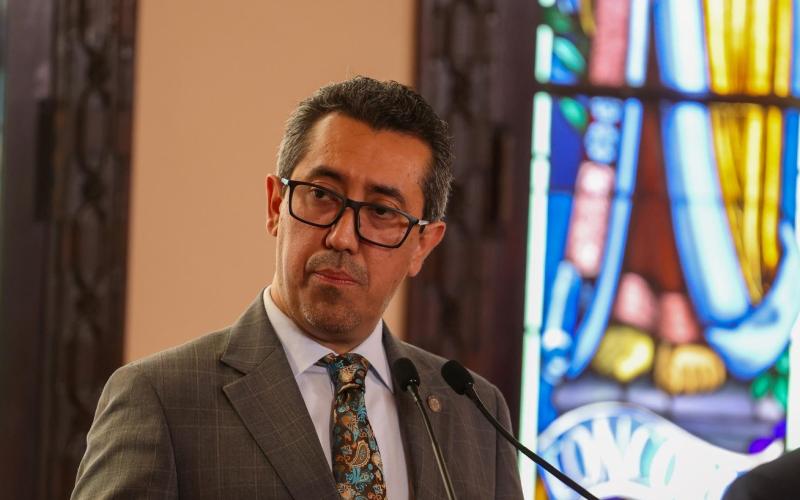 Ministro Menkos Zeissig: "En el Presupuesto 2025, no hay ninguna cláusula que legitime la corrupción"