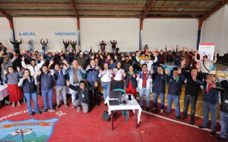 Chajul se une a Mano a Mano para combatir la pobreza y la malnutrición