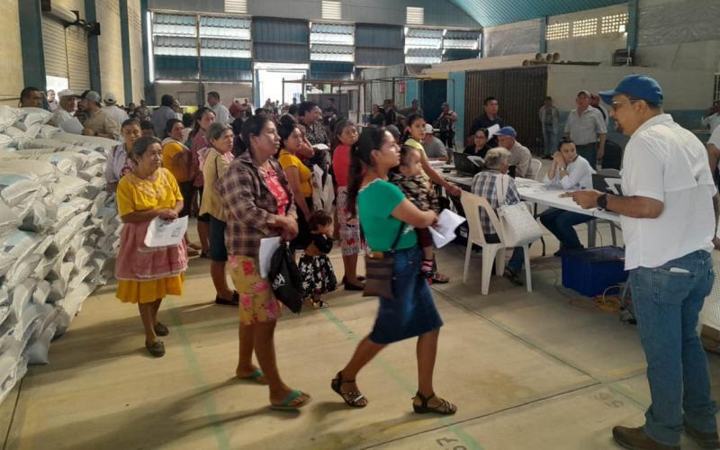 Avanza entrega de Bono Campesino en Zacapa