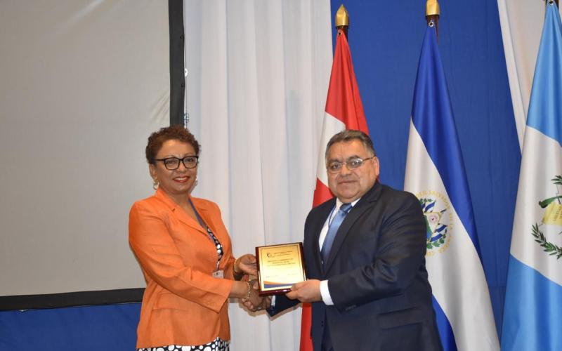 comunicado del Minex