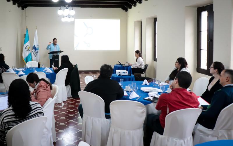 Senacyt impulsa la divulgación científica capacitando a periodistas y comunicadores