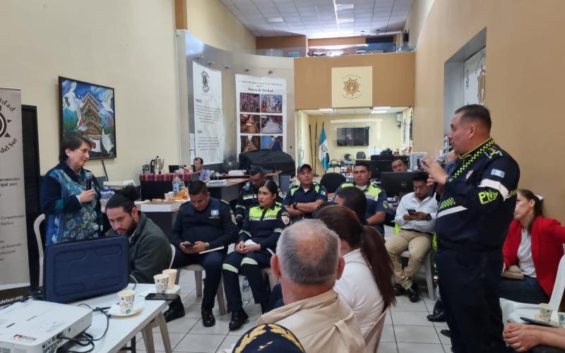 DGT socializa herramienta digital que ayudará a regular el transporte de carga pesada