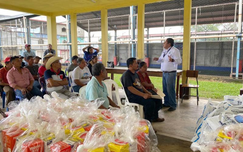 Apoyamos en la prevención y tratamiento de enfermedades del ganado