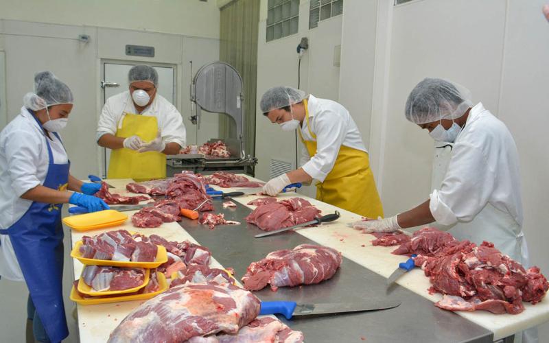 Estos son algunos beneficios de la carne de res