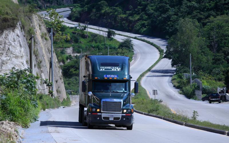 La Dirección General de Transportes agiliza el registro de transporte de carga pesada
