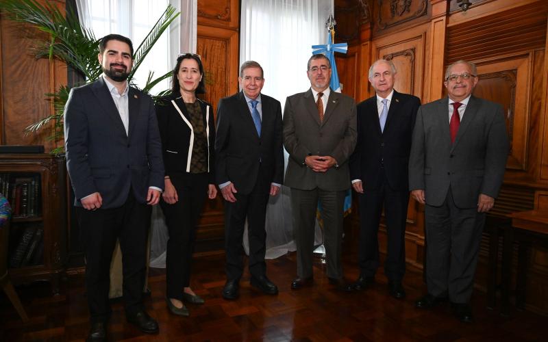 comunicado del Minex