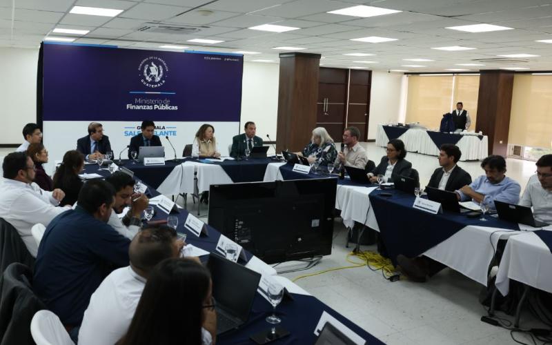 Minfin y Banco Mundial dan seguimiento al Programa de Reducción de Emisiones