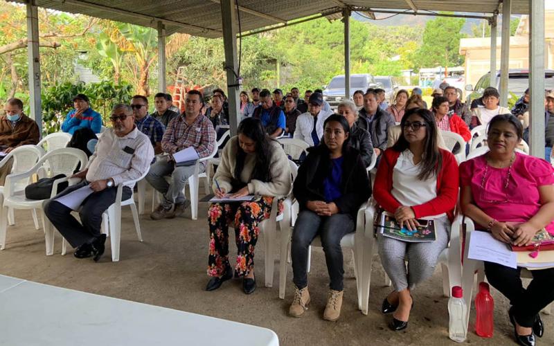 Un compromiso: fortalecer procesos de apoyo a las familias más vulnerables