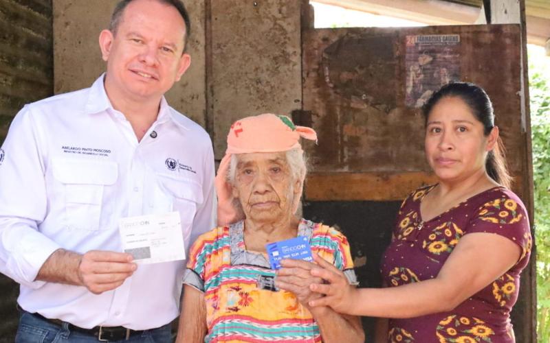 Foto Ministro Abelardo Pinto