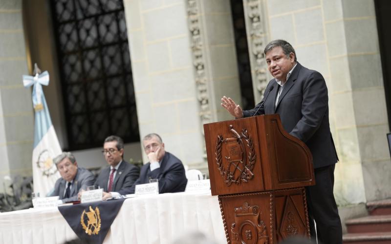 La presentación estuvo a cargo del secretario de planificación, Carlos Mendoza. 