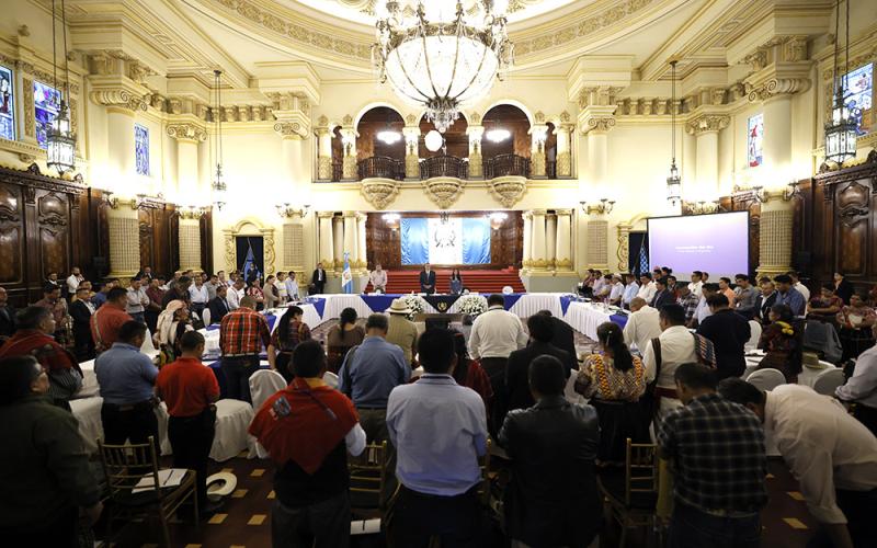 Gobierno y autoridades indígenas reafirman compromiso con el diálogo y el desarrollo en la 10ª Asamblea Nacional