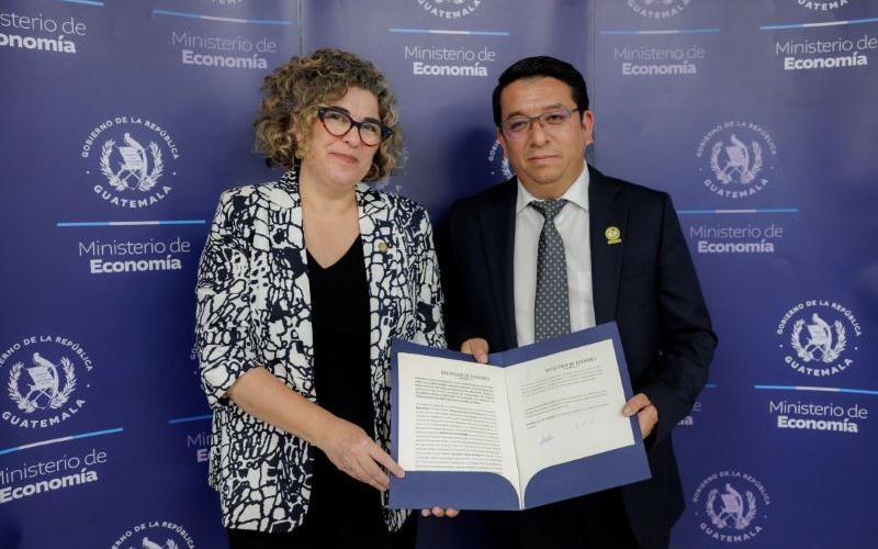 Este convenio entra en vigencia de manera inmediata, reafirmando el compromiso del Ministerio de Economía para apoyar a los trabajadores y sus familias.