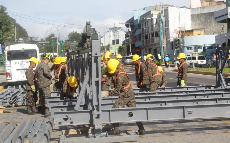 Ejército de Guatemala demuestra sus capacidades de atención a emergencias durante el Macro Simulacro 2025.