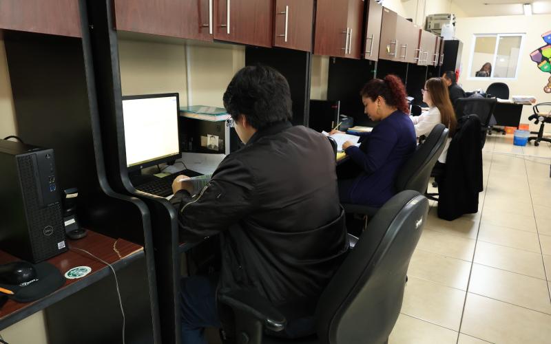 DGT fortalece su estrategia de atención al usuario 