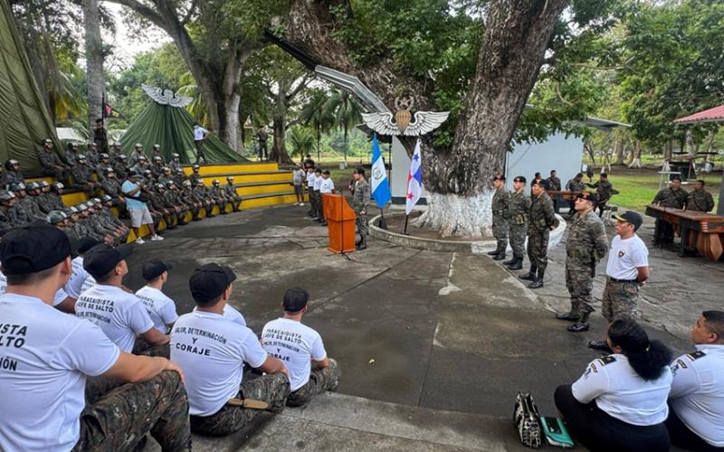 Brigada de Paracaidistas inauguró Curso Básico de Paracaidismo I-2025.