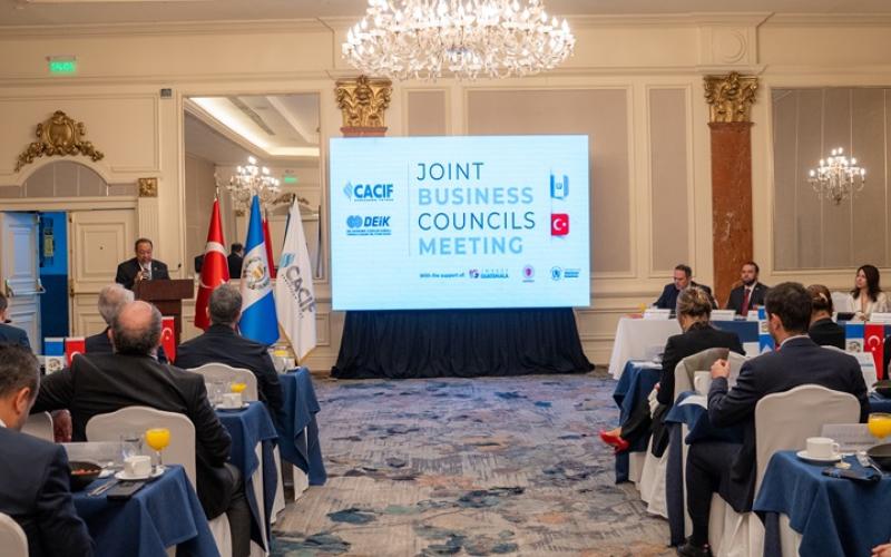 comunicado del Minex