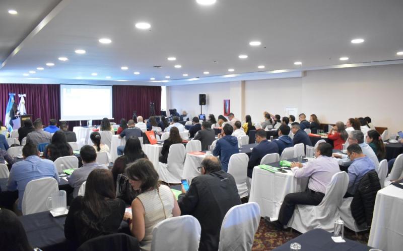 Uno de los talleres de lineamientos dirigidos a instituciones públicas.