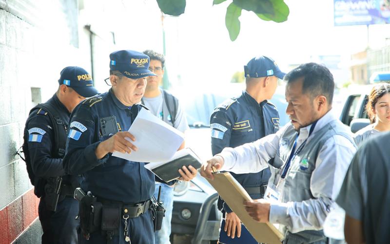 Investigarán atropellamiento deliberado de un perro en La Antigua Guatemala