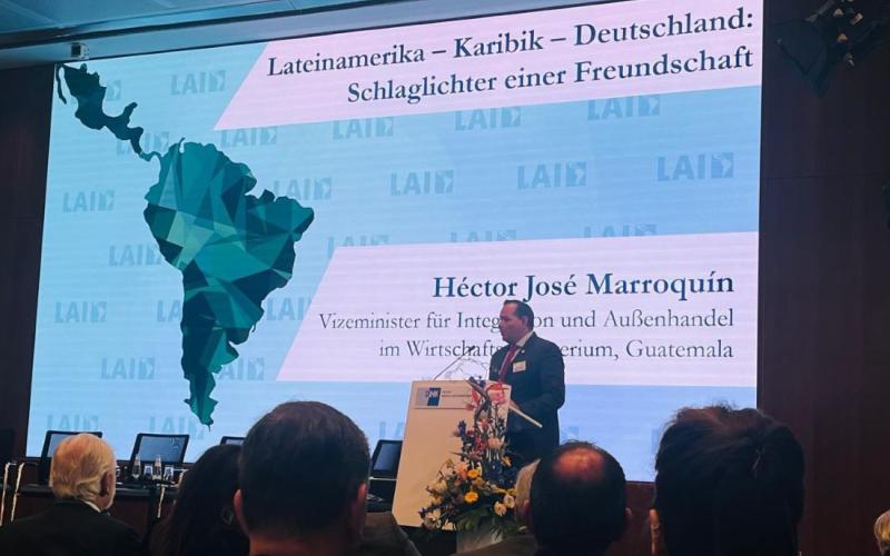 La delegación del Mineco, promovió la atracción de inversiones hacia nuestro país, resaltando los beneficios que ofrece Guatemala como destino de inversiones.