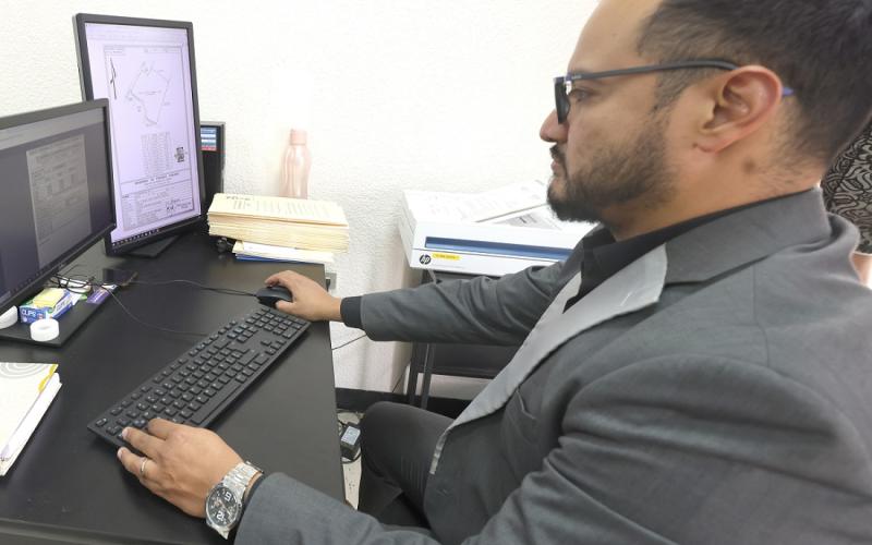 La digitalización permite mejorar la atención al usuario y transparentar procesos. 