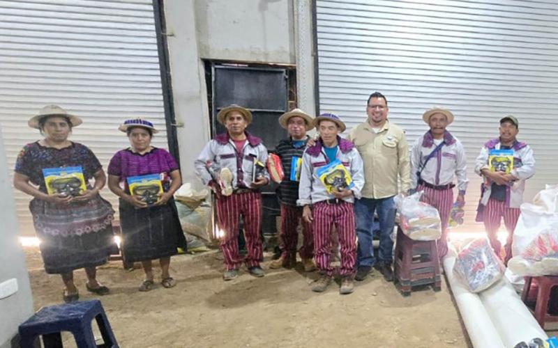 Capacitan a pequeños caficultores de Huehuetenango