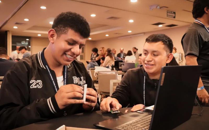 Senacyt impulsa la ciencia y tecnología con nuevas oportunidades de financiamiento