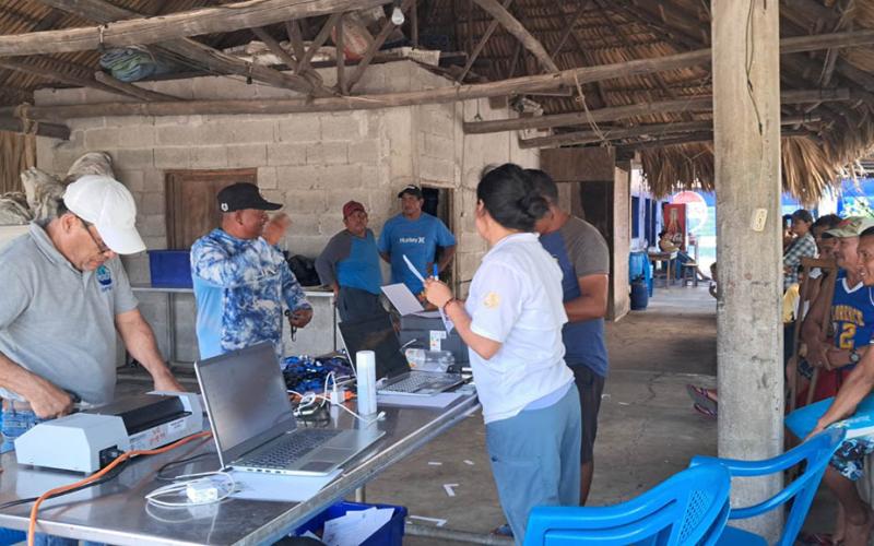 Registran a 116 pescadores artesanales en Las Lisas, Santa Rosa