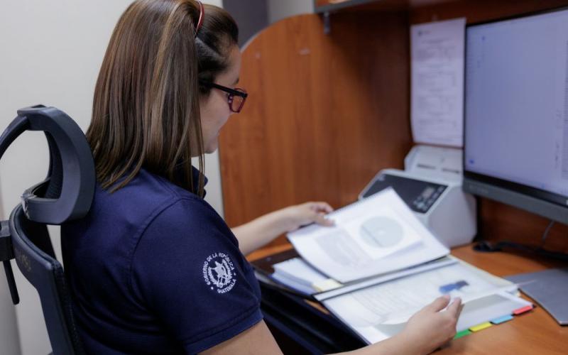 La Dirección de Recursos Humanos trabaja en la verificación de requisitos y la inexistencia de impedimentos para garantizar que los postulantes cumplan con lo establecido en la convocatoria. 