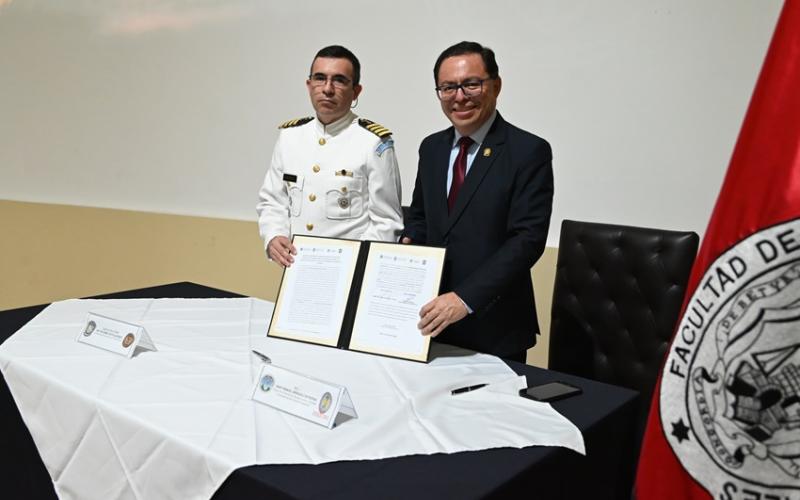 Clausura del I Diplomado en Derecho Marítimo.