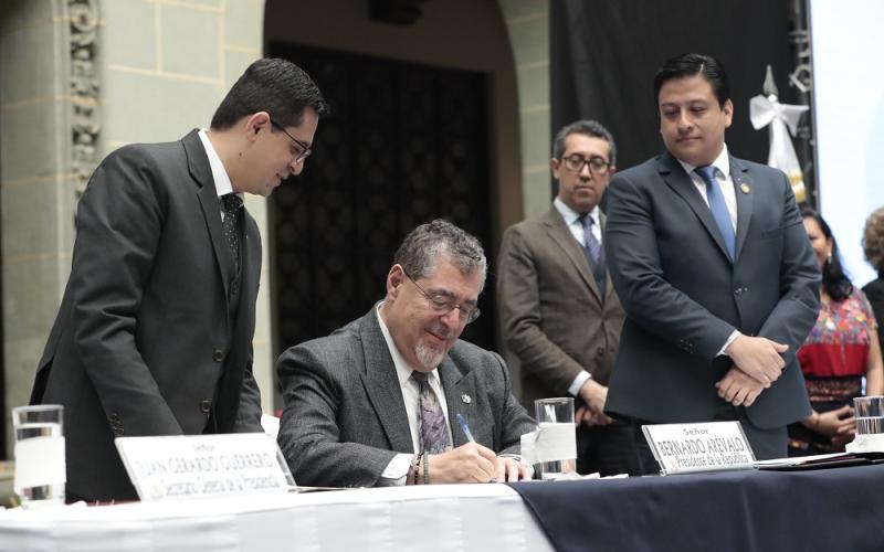 Guatemala avanzaría en transparencia fiscal con la creación de un Registro de 