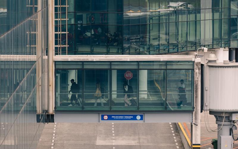 Aeropuertos La Aurora y Mundo Maya reportan alta afluencia de pasajeros durante Semana Santa