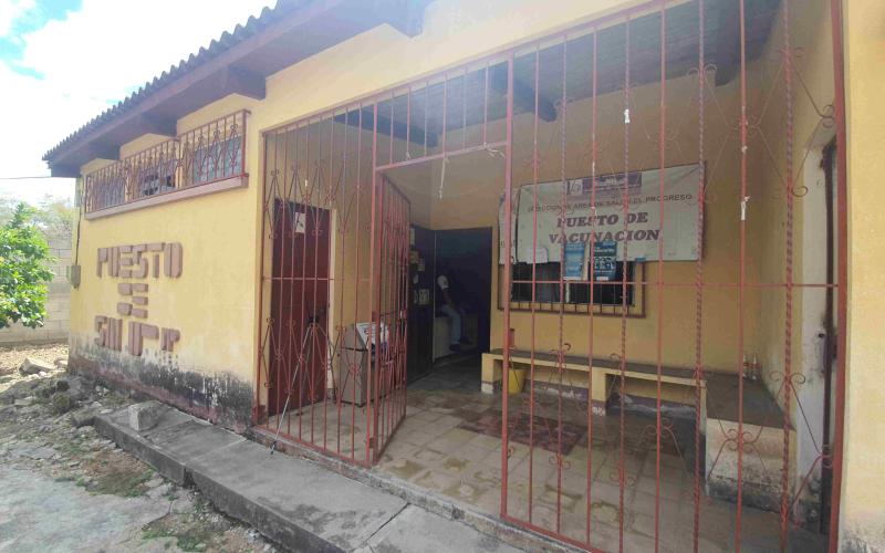 Puesto de Salud de Cerro Blanco es evaluado por la UCEE