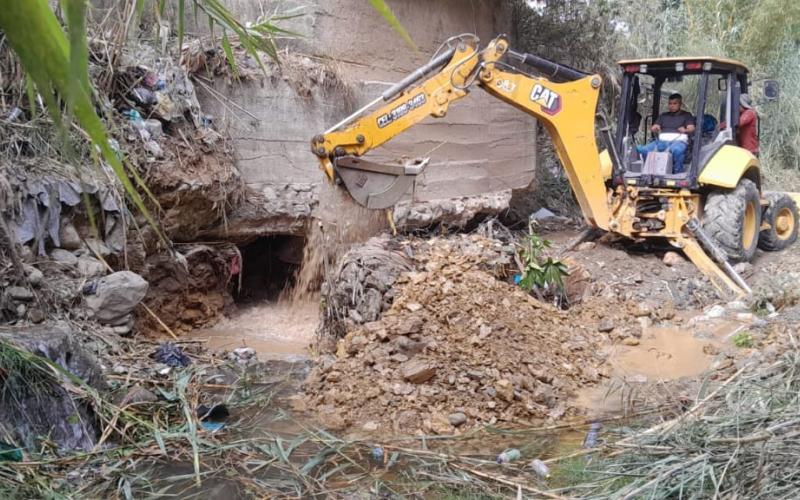 Se realizan labores para proteger la estructura del puente Buca, en Huehuetenango