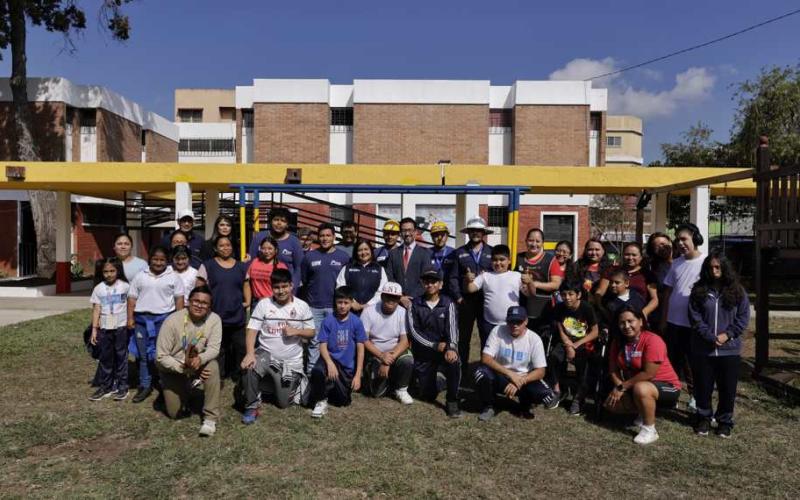 Escuela de educación especial estrena espacios dignos tras intervención del CIV