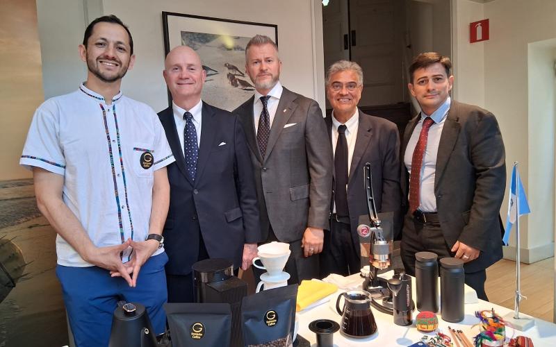 comunicado del Minex