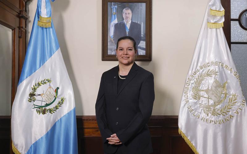 María Fernanda Rivera asume como ministra de Agricultura, Ganadería y Alimentación