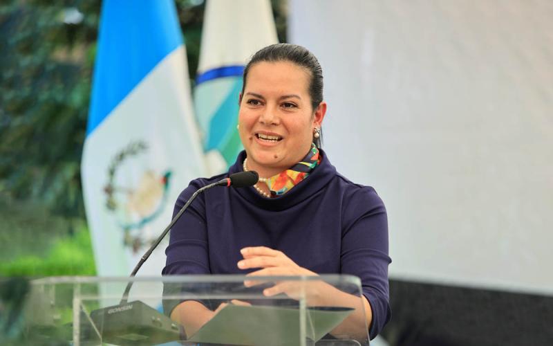 Ministra Rivera indica que tendrá una política de puertas abiertas