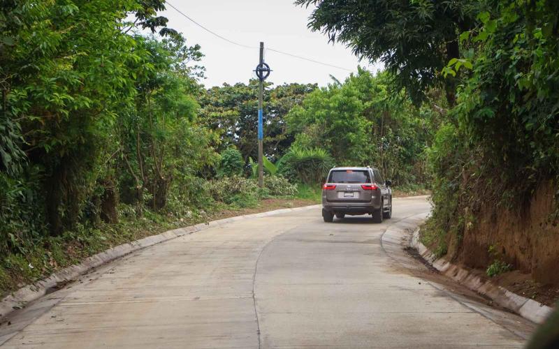 Mejoran camino rural en San Pedro Yepocapa: más de 13 mil vecinos ya sienten el cambio